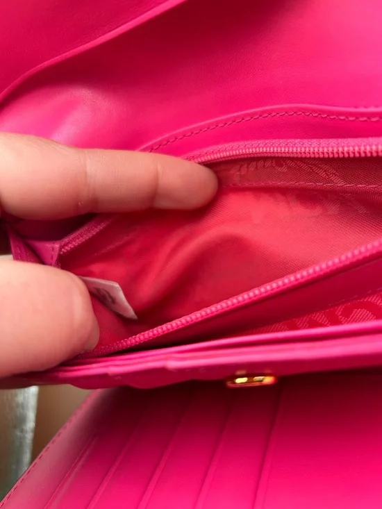 🐣 MCM Purple Saffiano Leather Flap Wallet - Picture 12 of 12